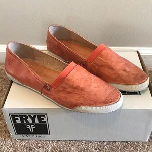 Frye - 6.5M Coral
